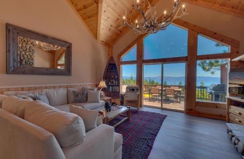 Talmont House | Crystal Lodge- 2,750 Sqft, Panoramic Lake View, Hot Tub, Family Room, Foosball Table