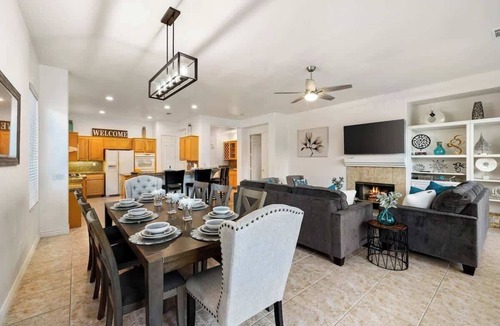 La Quinta House | Desert Hideaway Private Pool Spa Firepit 3Br
