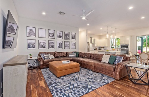 Camelback East House | Desert Playground 5BR Sleeps 14 + Heated & Chilled Pool + Huge Yard + Game Room