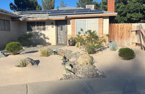 Ridgecrest House | Desert Villa Oasis - Gateway to the Eastern Sierras, Death Valley, and Yosemite
