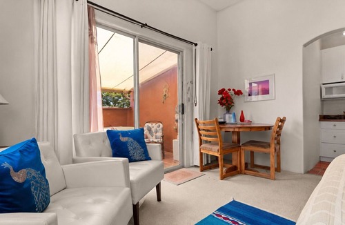 West Sedona Apartment | Discount 20% July&Aug Star of Sedona Studio on Vortex land + Views+Outdoor Room!