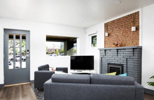 Franklin House | Downtown Bungalow