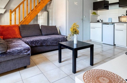 Etampes Apartment | Duplex studio flat - Etampes