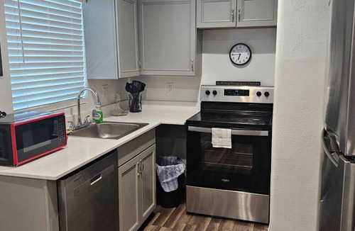 Downtown Las Vegas Apartment | Easy Home Vacations-Relax, Stay, Enjoy!