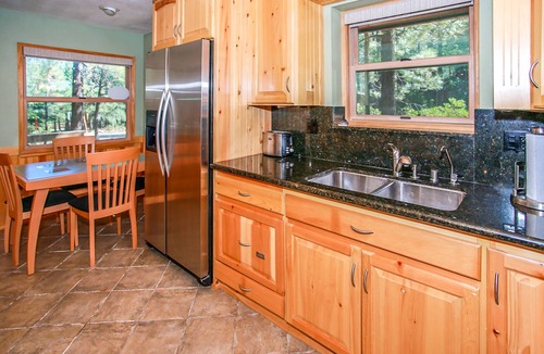 Summit Estates Cabin | El Alamo, 1 Night Free!