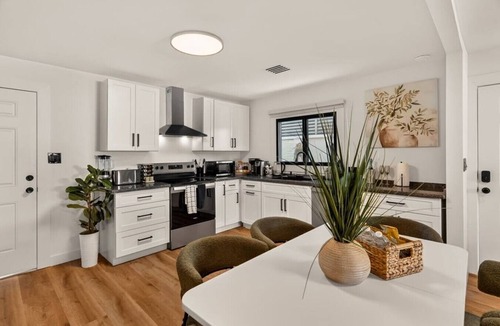 Downtown Phoenix House | Elara + Avena Private Wellness Estate