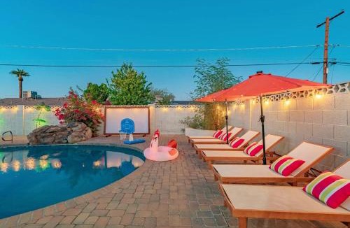 New Papago Parkway House | Ella Oasis Heated Pool Hot Tub Near Old Town