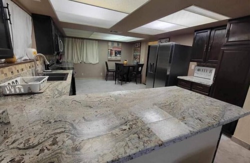 Sunrise Manor House | Enjoy Las Vegas Views-6BR/Pool