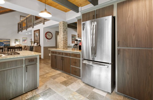 Evergreen Estates Cabin | Evergreen - Luxury 3BR | En-Suite, Hot Tub, Game Room