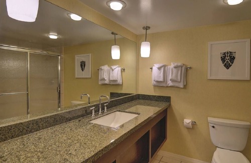 Las Vegas Strip Hotel | Excalibur Hotel & Casino - Right on The Strip Where the Action Is -2 Queen Beds