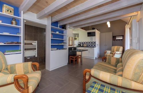 Segur-le-Chateau House | Exceptional gite