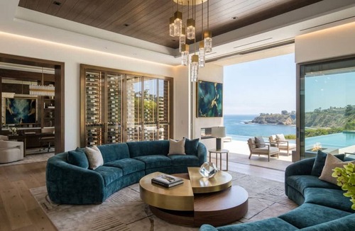 Alhambra Apartment | Exceptional Homes for Exceptional Lives