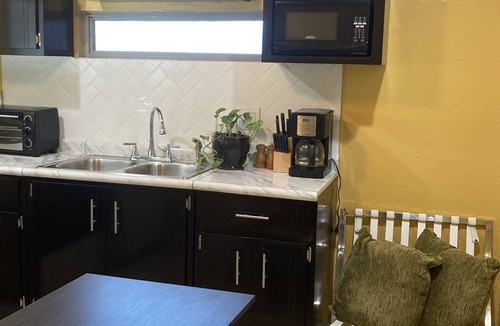 Alhambra Apartment | Experience Alhambra living near Grand Canyon University.