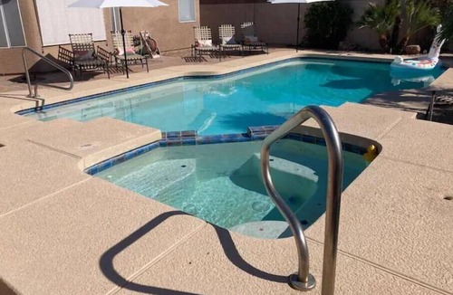 Superstition Springs House | Family friendly, Relaxing, Heated Pool+spa