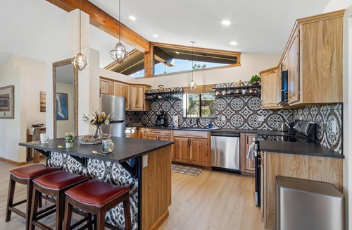 Oak Creek House | Family-Friendly Sedona Escape | Trails + Game Garage+Athletic Court!