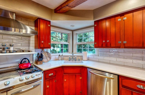 Lake Arrowhead Cabin | Family Lake House, Two Minute Walk to Lake