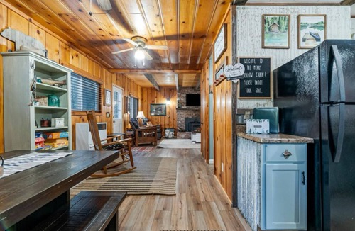 Sierra Cedars Cabin | Fantastic Family Getaway cabin in Shaver Lake perfect for making family memories