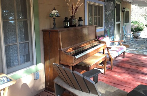 Pinehurst Cabin | Find your vacation here, at Merrynook Cabin