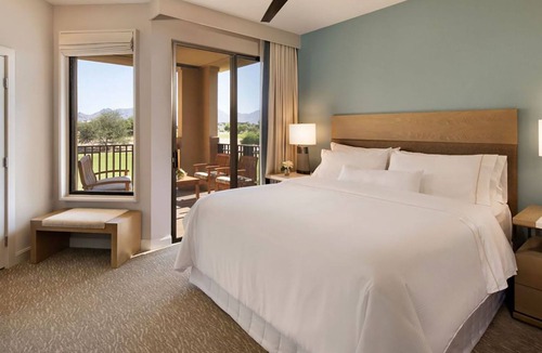 Paradise Valley Village Resort | 𝐅𝐢𝐧𝐝𝐢𝐧𝐠 𝐌𝐞𝐢𝐥𝐢: Luxurious Kierland Villas Resort+Amenities. 2BR Condo