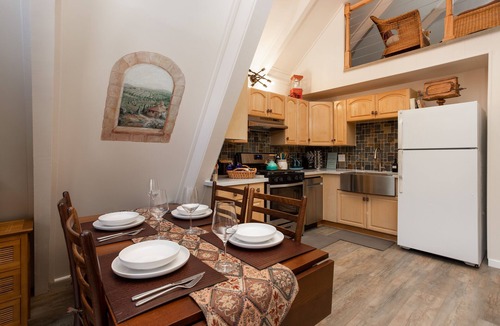 Pine Mountain Club Cabin | Forest Dream Retreat: A-Frame Cabin/Hot Tub/Games