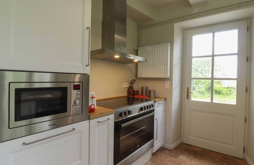 Saint-Germain-de-Clairefeuille Cottage | Authentic manor near Paris - 15 guests