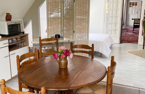 Le Bosc du Theil House | Homerez - Home in Saint-Nicolas-du-Bosc