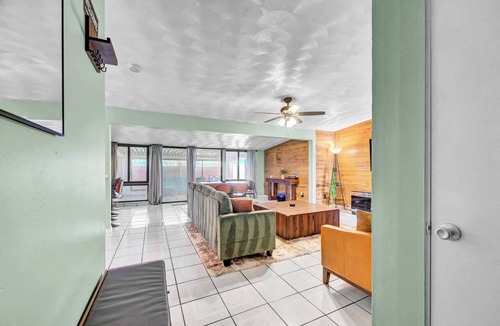 Downtown Las Vegas House | Fremont Fortune, 5 min to Fremont St, New!