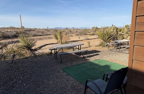 Meadview RV Rental | Get away from the noise and hustle, sit back relax and enjoy the most magical sunrise and sunsets. Star gazers dream place.