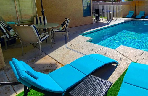 Sunrise Manor Villa | ➤ GOLD CLASS ⭐⭐⭐⭐⭐ Luxury Vacation Villa Resort FREE Heated Pool & Golf