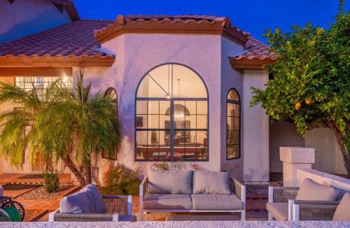 Red Mountain Ranch Villa | Golf CourseHeated PoolGame RoomPutting Green