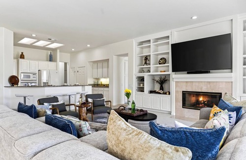 Desert Palms House | Golf Views + BBQ Patio | Mins to Indian Wells | Palm & Par
