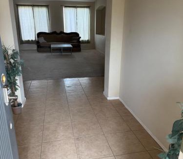 Palm Valley House | Goodyear Cul-de-sac Room 5