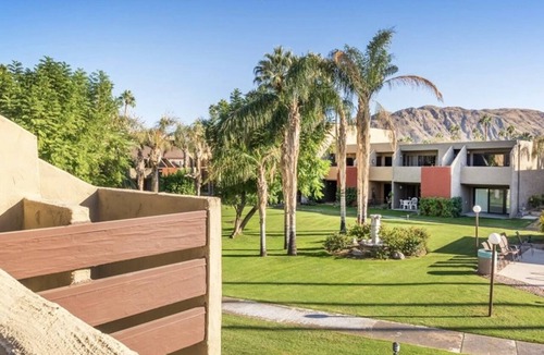 Twin Palms Condo | Gorgeous Blue Desert Oasis in Heart of Palm Springs