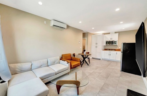 West Hills House | Gorgeous brand new one bedroom with AC in charming west hills neighborhood