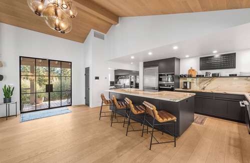 Calistoga House | Gorgeous house with pool and jacuzzi!