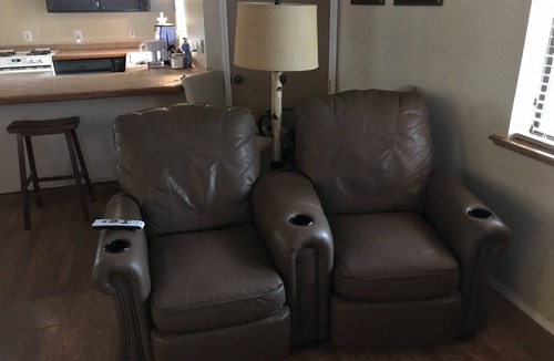 Parks House | Grand Canyon Loft/Suite at Historic Wrigley Ranch-Horseback Ride-Target Shoot!
