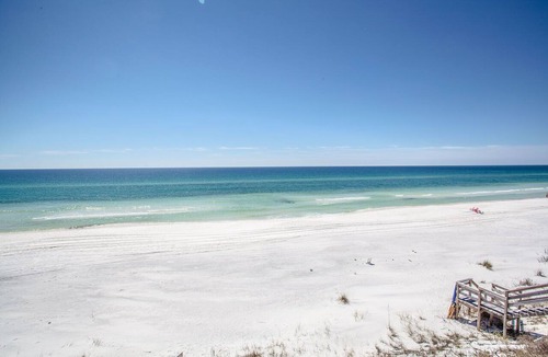 Dune Allen Beach House | Gulf Front, Perfect For Weddings & Reunions- Pet Friendly. 3 Separate Condos.