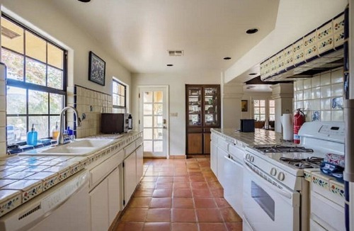 Lake Isabella House | Hacienda and Green Cabin - Perfect Lake Isabella Getaway Sleeps 12 Pet Friendly
