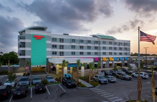 Dunedin Hotel | Hampton Inn Dunedin