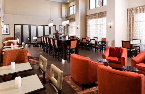 Seven Hills Hotel | Hampton Inn & Suites Las Vegas South
