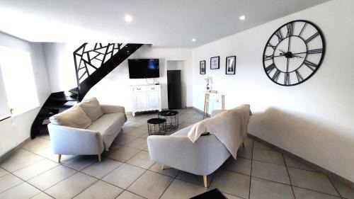 Sury House | Heidi