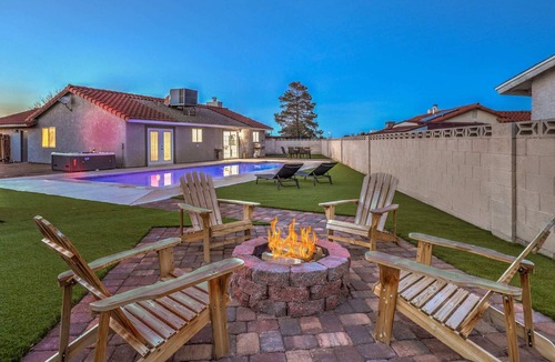 Henderson House | Henderson Hideaway | Cozy Vegas Escape w Pool+Spa