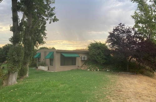 Reedley House | Hidden Cottage At Lilypond