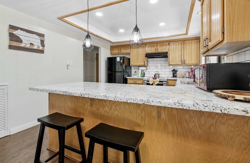 Fox Farm Cabin | Hidden Spot - Quiet Fox Farm Cabin with Pool Table & Wraparound Deck