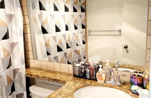 Summerlin South House | High rise Near UNLV and Strip