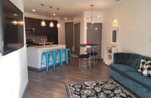 Summerlin South House | High rise Near UNLV and Strip