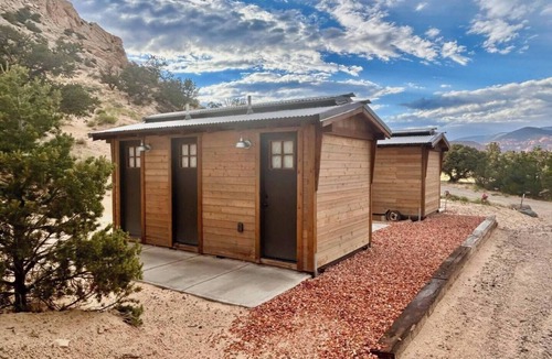 Teasdale House | Hilltop Mongolian Yurt