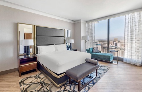 Las Vegas Hotel | Hilton Club Elara Las Vegas