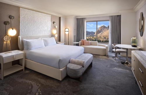 Lake Las Vegas Resort | Hilton Lake Las Vegas Resort & Spa