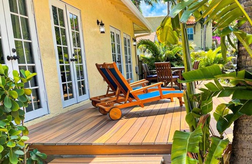 Flamingo Parks House | Historic Yellow Finn